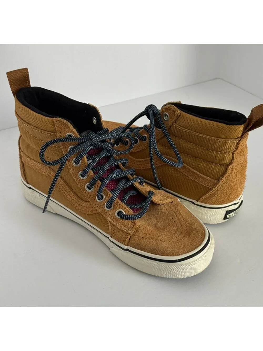 Vans Sk8-Hi MTE Hi-Top Sneakers Unisex Women Size 7 | Men 5.5